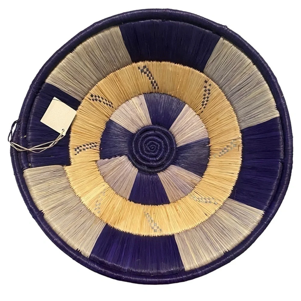NWT Ten Thousand Villages Handmade Decorative Bowl‎